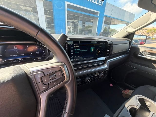 Certified Used 2025 Summit White Chevrolet LT image 17