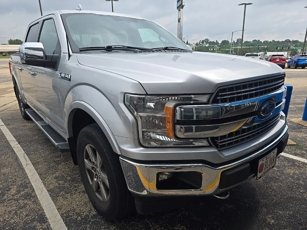 Used 2018 Silver Ford Lariat image 2