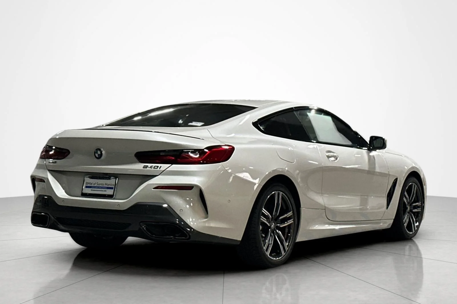 2026 BMW 8 Series 840i - Photo 5