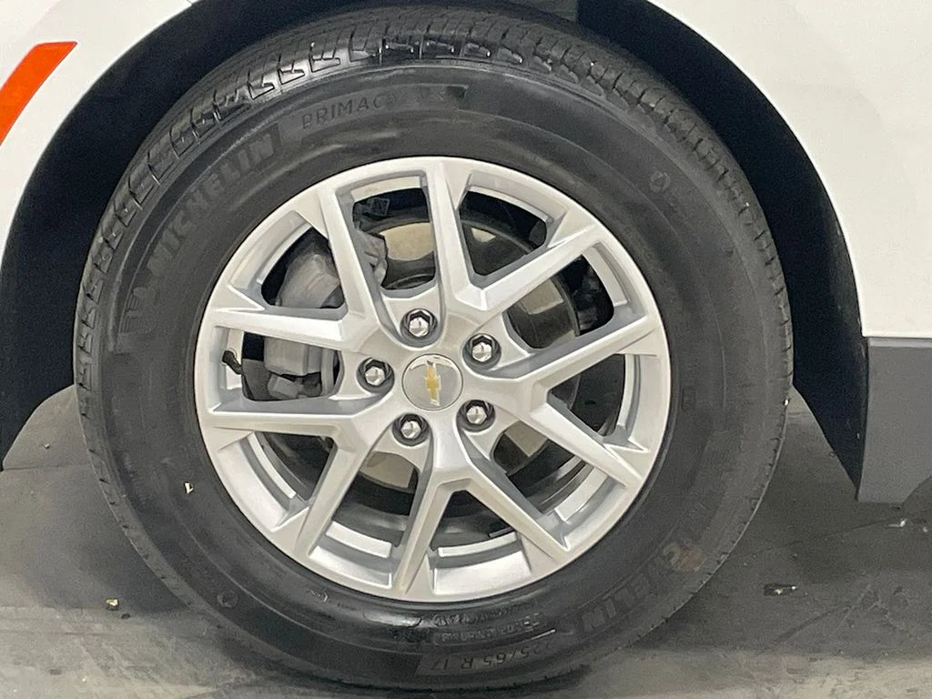 Used 2024 White Chevrolet LT image 35
