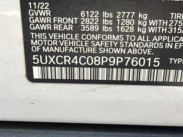 Used 2023 White BMW sDrive40i image 34