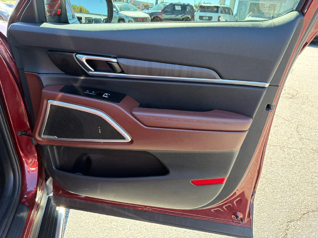Used 2024 Red Kia EX image 14