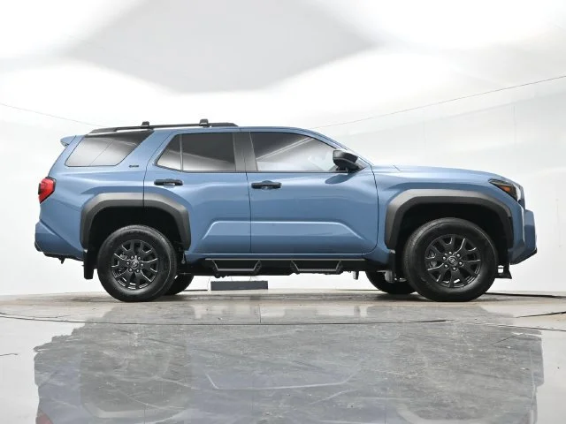 Used 2025 Blue Toyota SR5 image 31