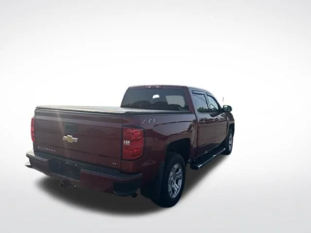 Used 2018 Red Chevrolet LT image 5