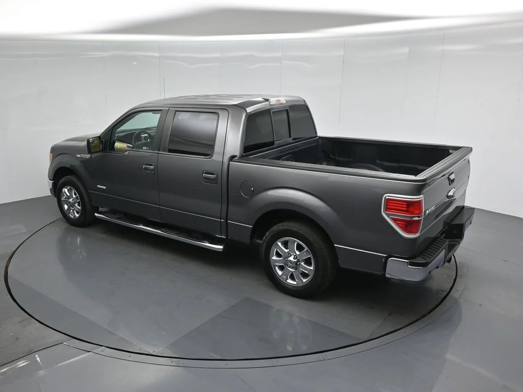 Used 2013 Gray Ford XLT image 37
