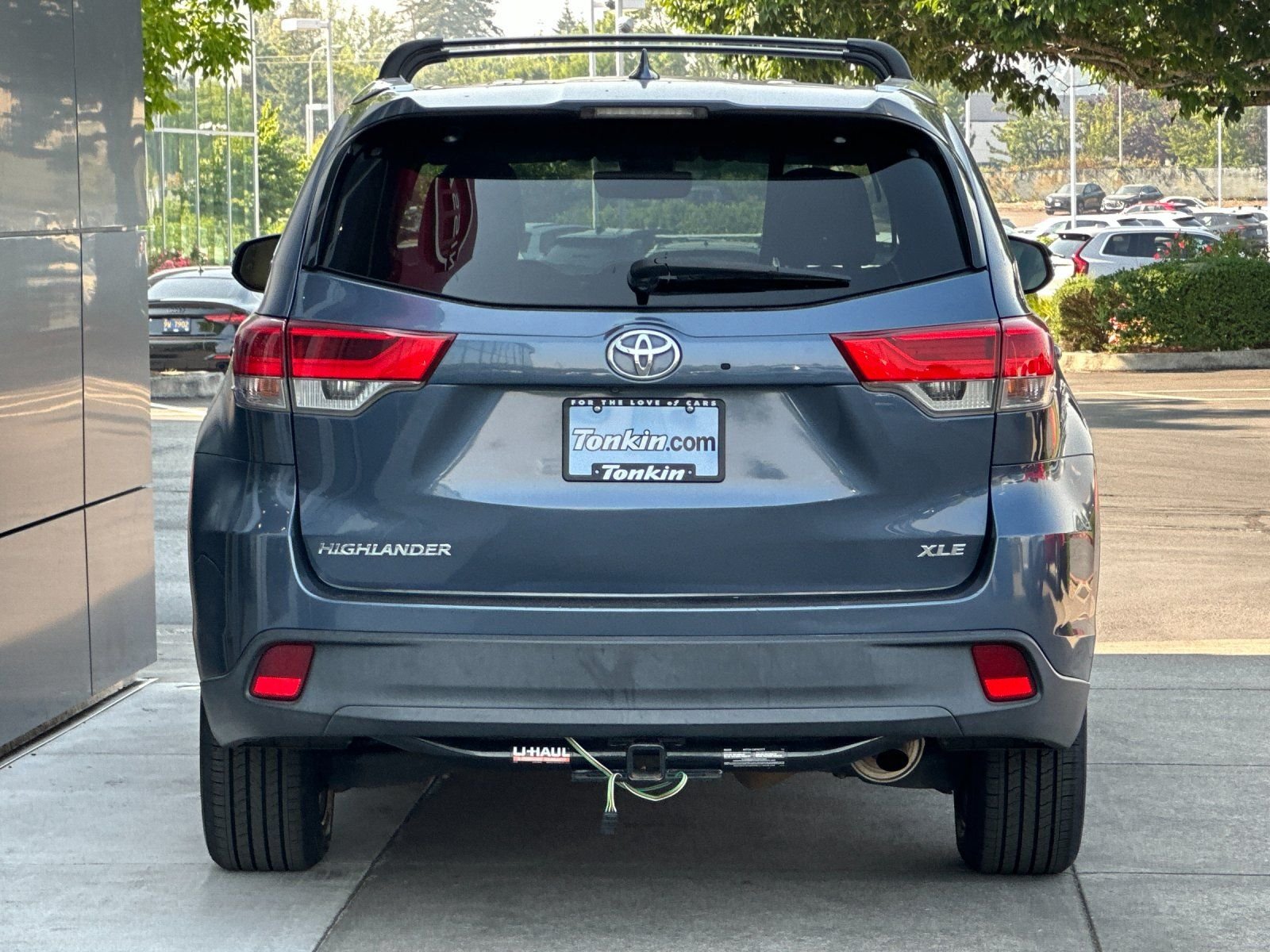 Used 2017 Shoreline Mist Toyota XLE image 4