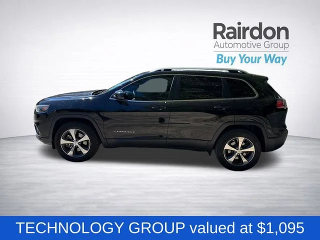Used 2019 Diamond Black Crystal Pearlcoat Jeep Limited image 4