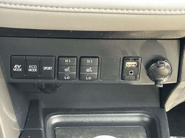 Used 2018 Blue Toyota Limited image 19