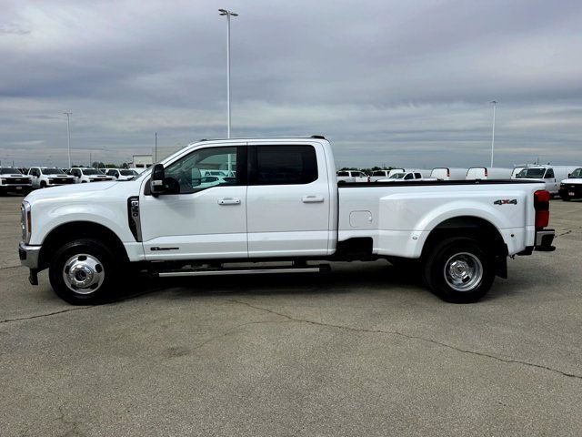 Used 2026 White Ford Lariat image 10