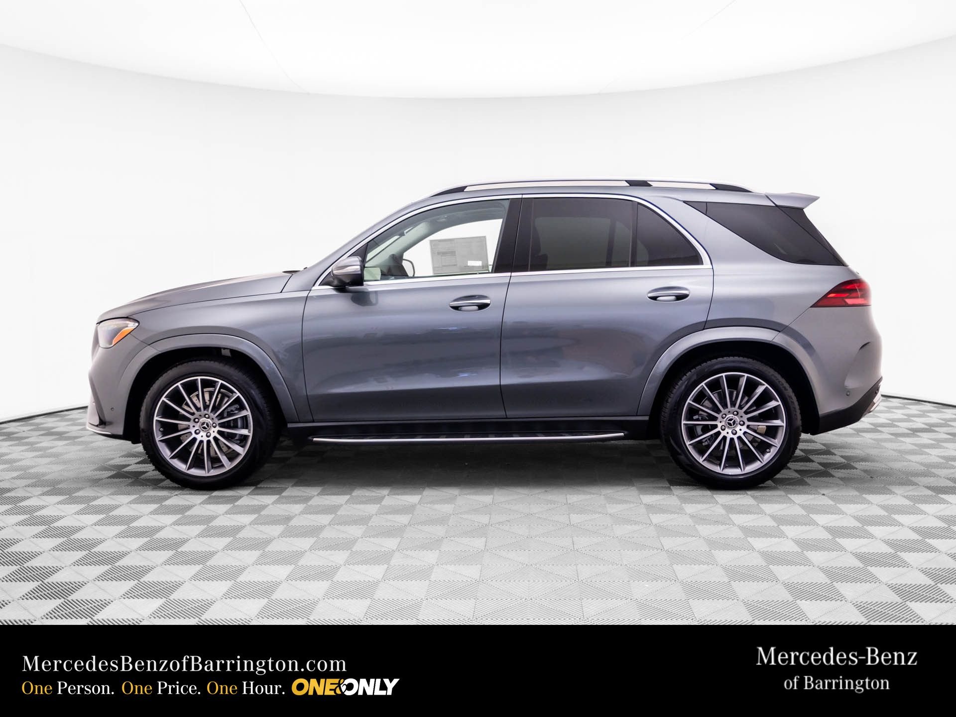 New 2026 Selenite Grey Metallic Mercedes-Benz GLE 450 image 2