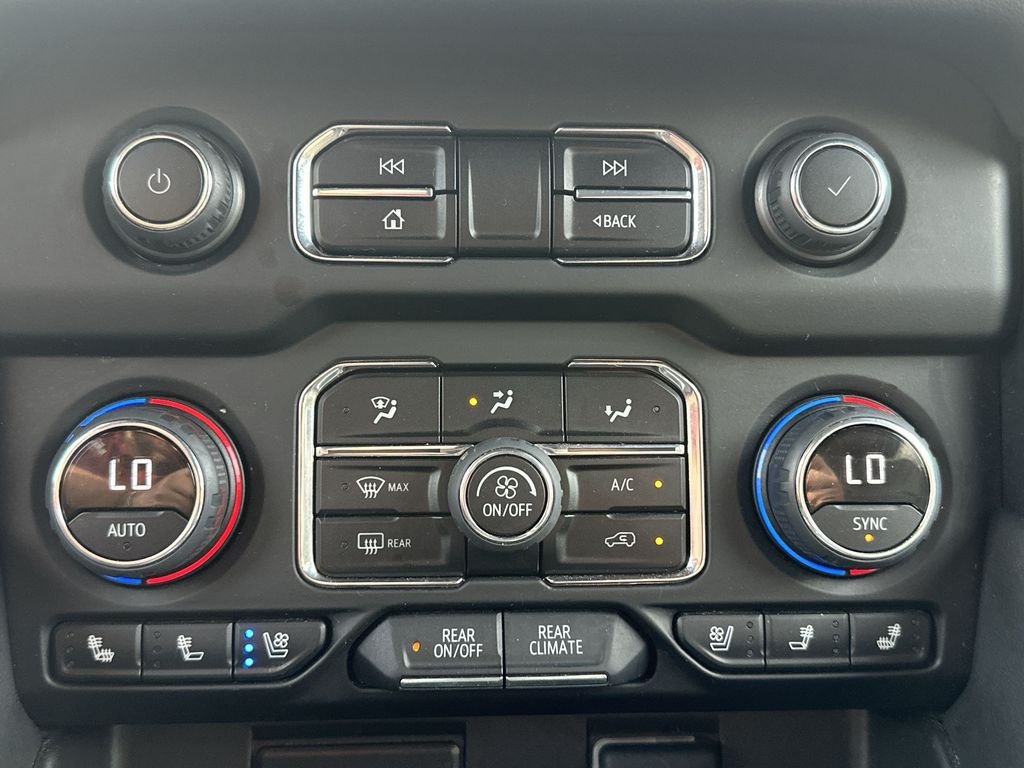 Used 2024 Black Chevrolet Premier image 29