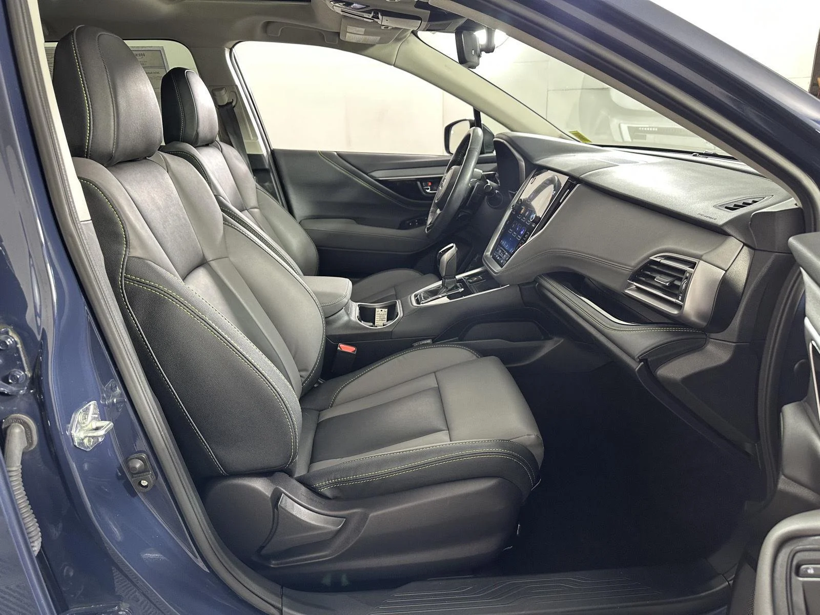 Used 2024 Cosmic Blue Pearl Subaru Onyx Edition image 26