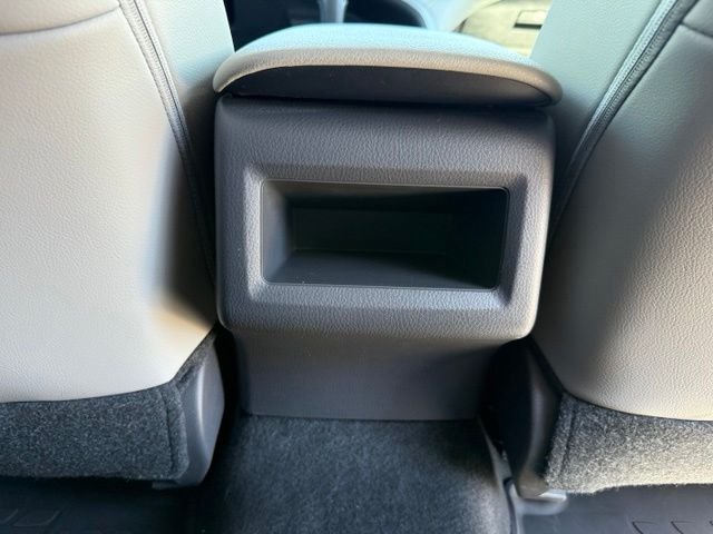 2021 Toyota Camry SE - Photo 36