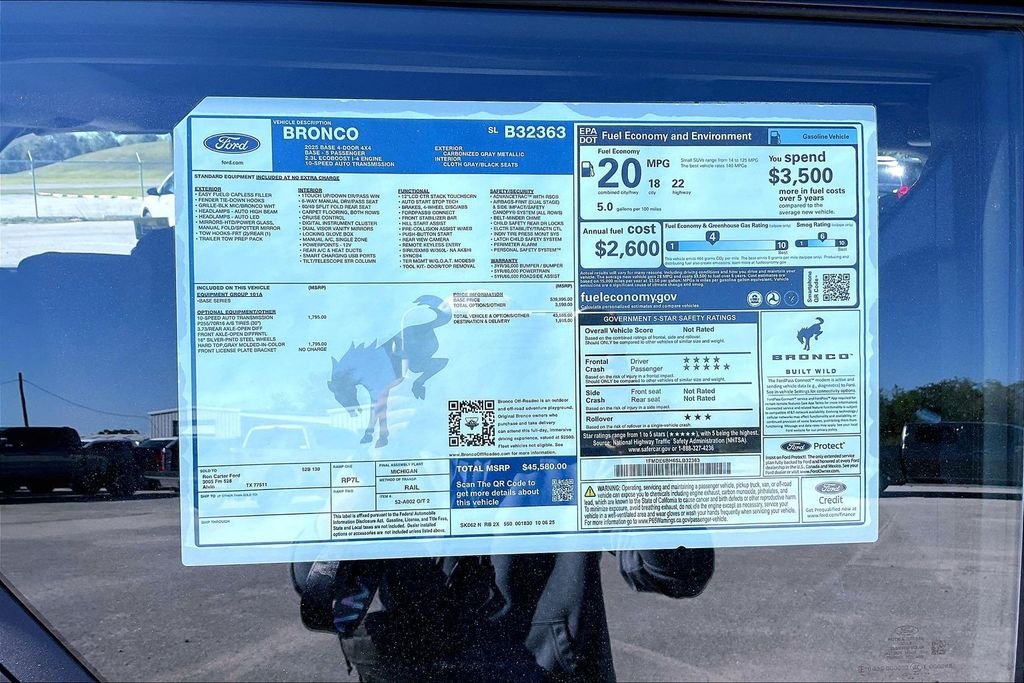 New 2025 Ford Bronco Base 4D Sport Utility