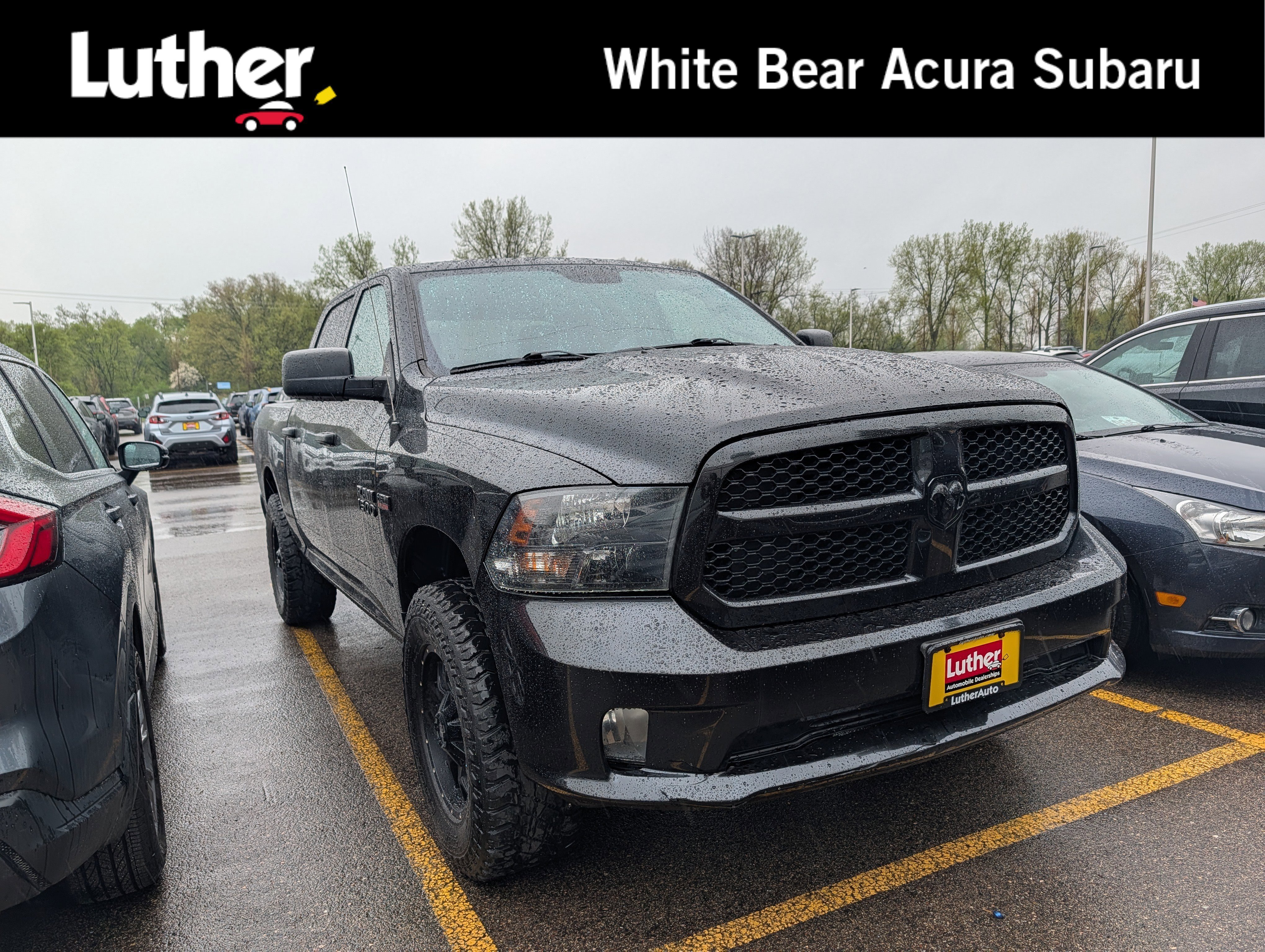 2018 RAM 1500 Express 4x4 Crew Cab 5'7's photo