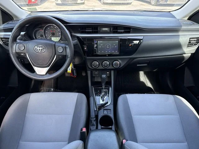 Used 2014 Silver Toyota L image 20