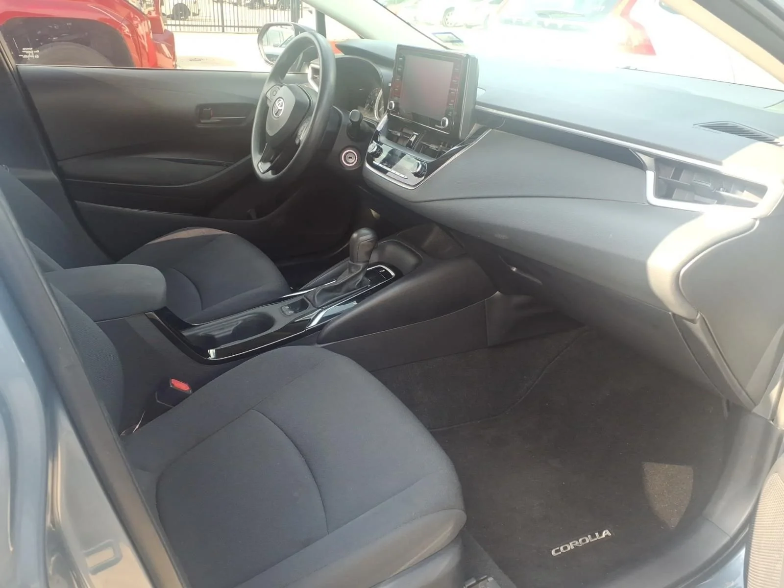 Used 2022 Silver Toyota LE image 9