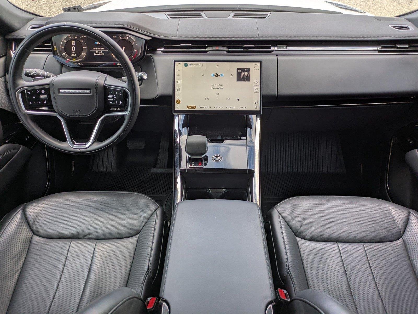 Used 2024 Fuji White Land Rover SE image 15