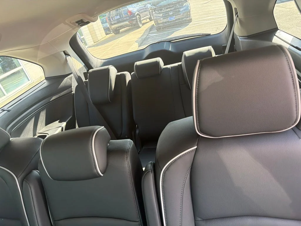 2026 Honda Odyssey Touring - Photo 12