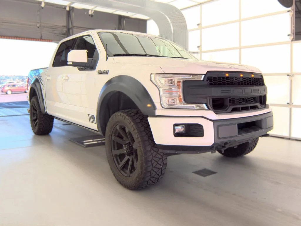 Certified Used 2019 Oxford White Ford Lariat image 1