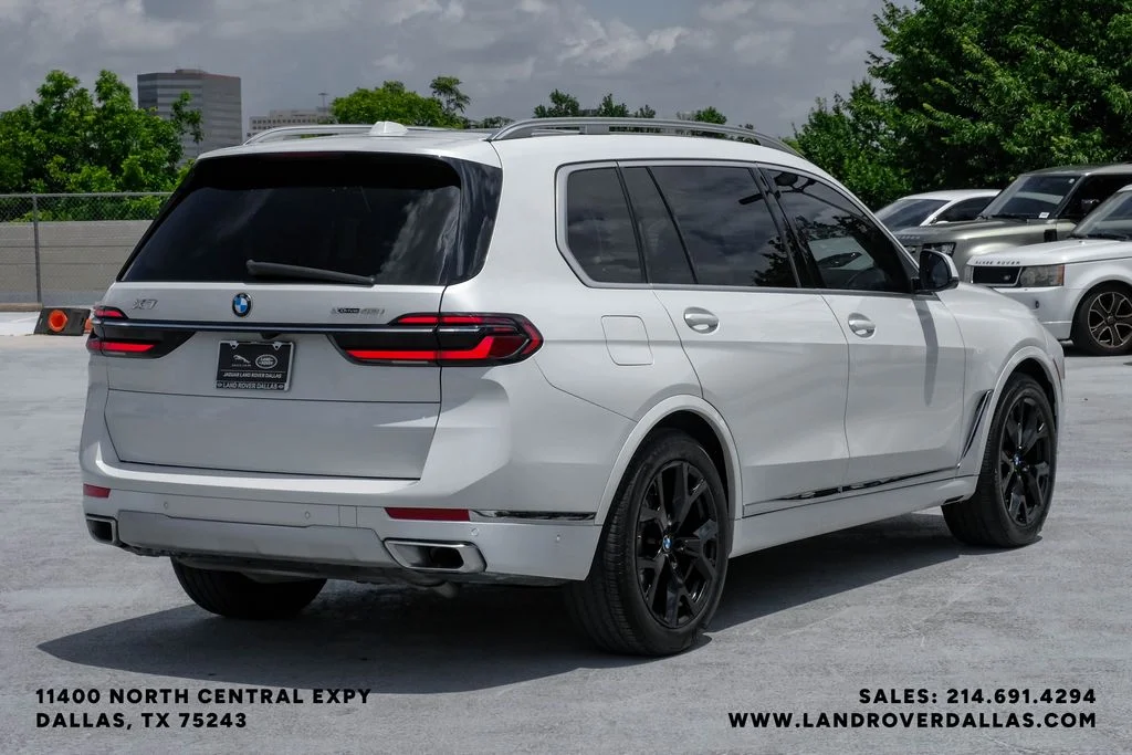 Used 2023 Mineral White Metallic BMW xDrive40i image 8