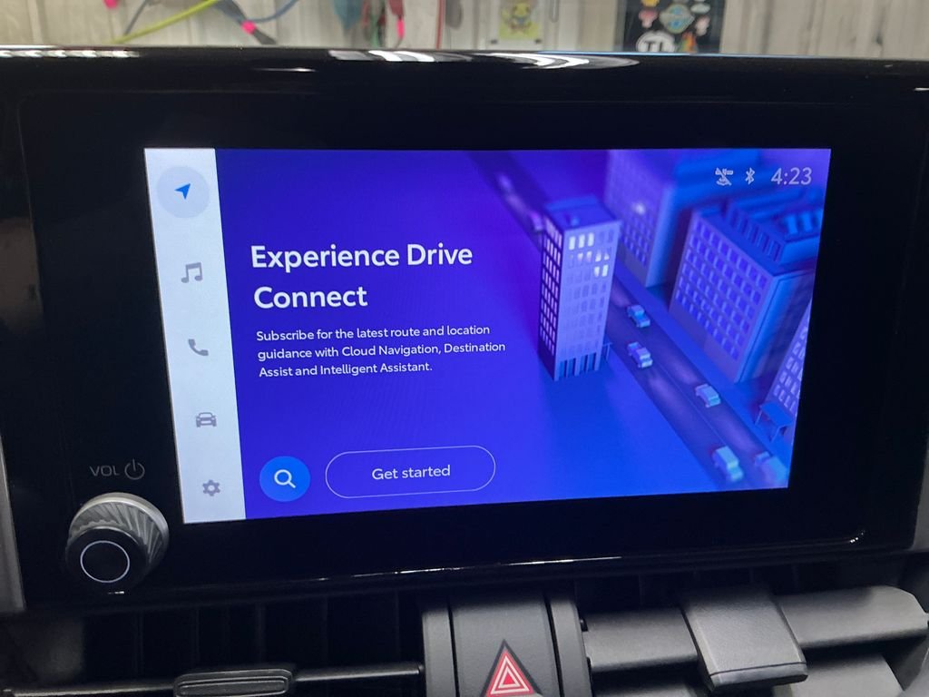 Certified Used 2025  Toyota XLE image 22
