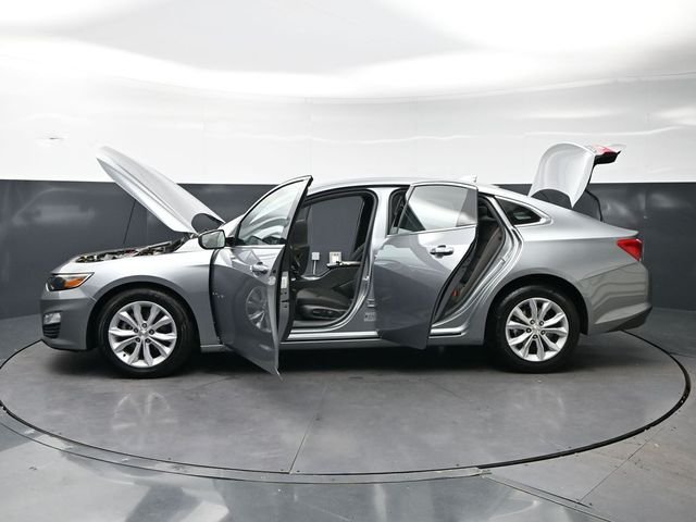 Used 2025 Sterling Gray Metallic Chevrolet LT image 35