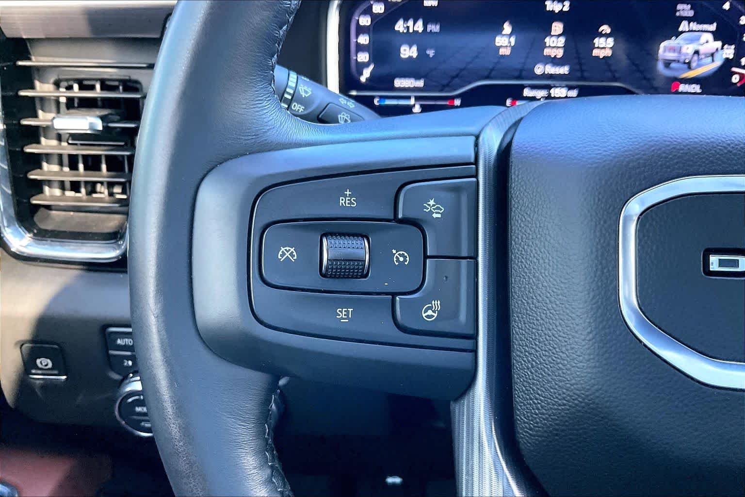 Used 2025 Onyx Black GMC Denali Ultimate image 24