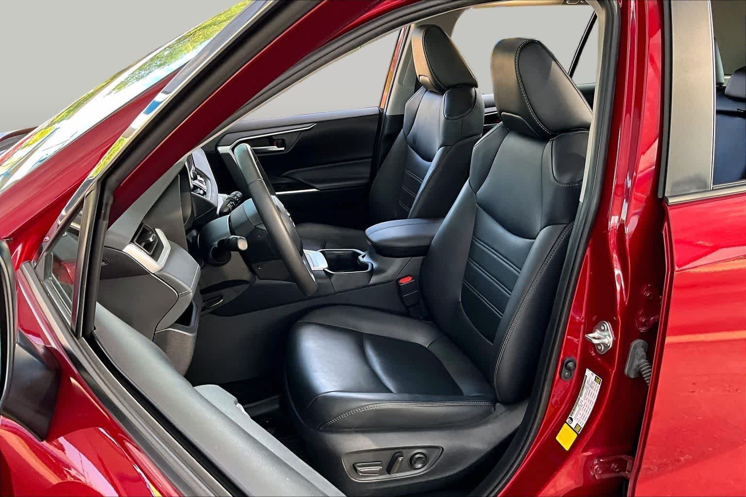 Used 2024 Ruby Flare Pearl Toyota Hybrid XLE Premium image 8