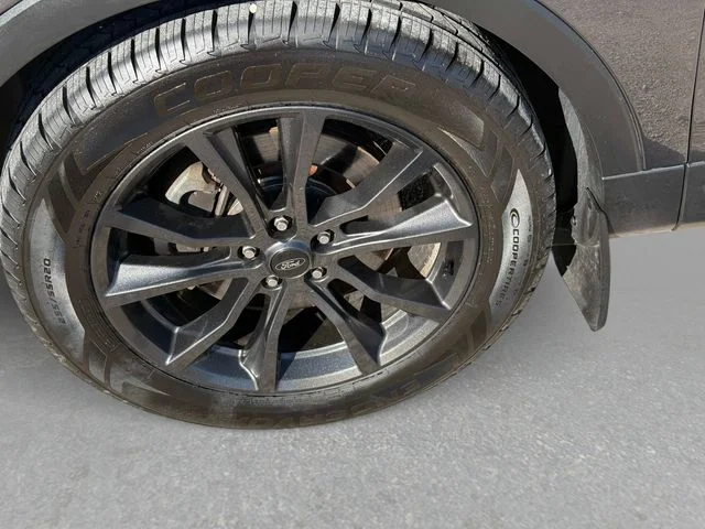 Used 2019 Gray Ford XLT image 11