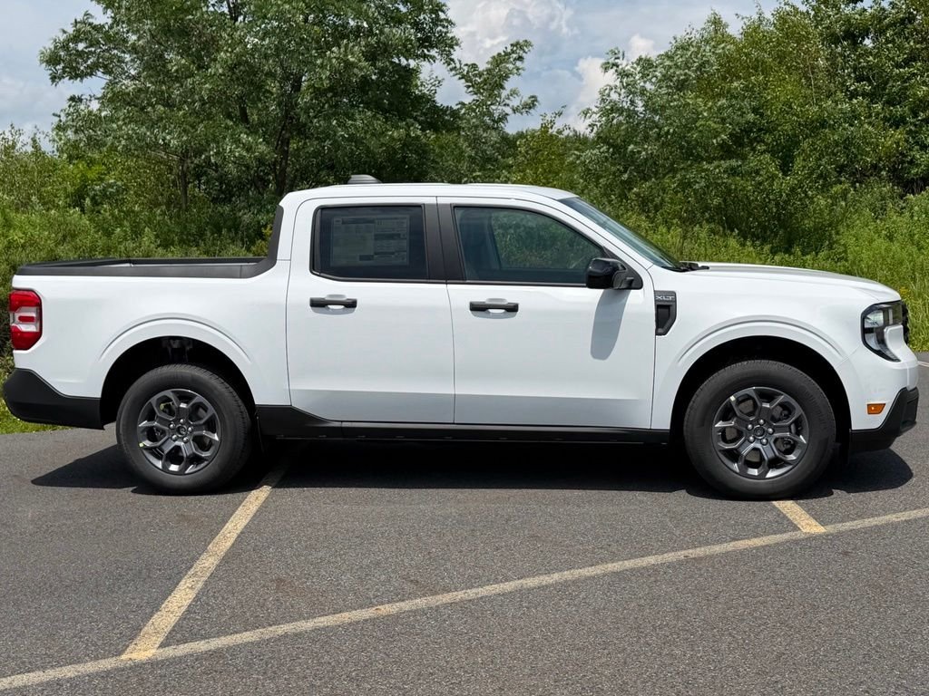 New 2026 Oxford White Ford XLT image 24