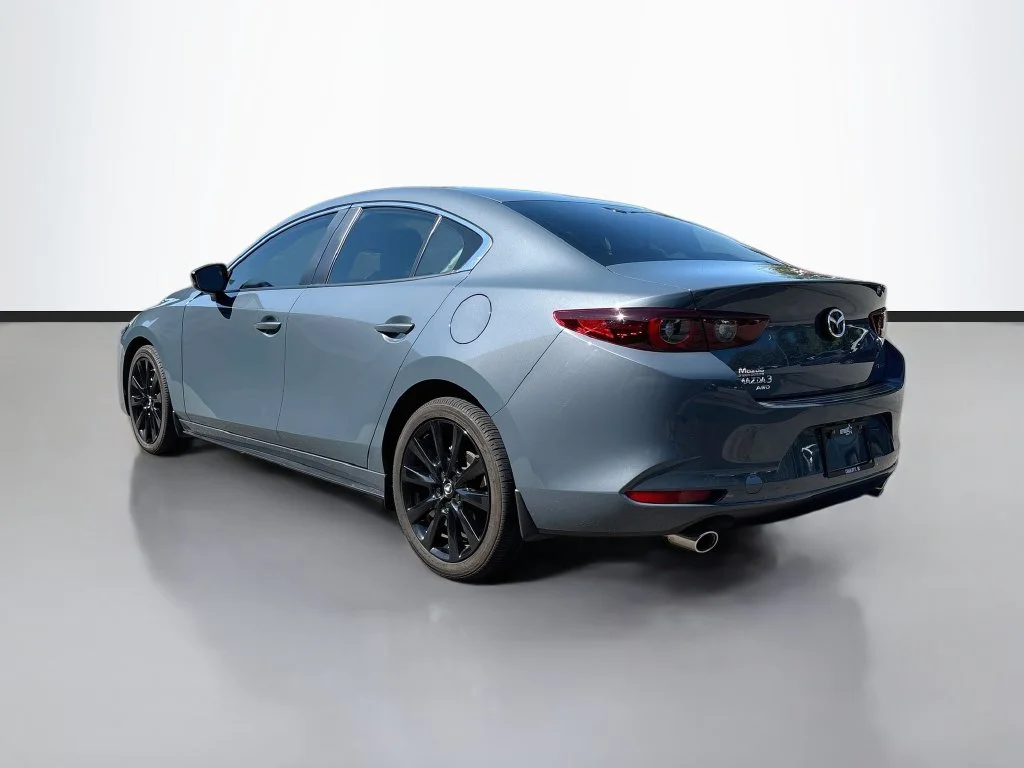 Certified Used 2025 Gray Metallic Mazda 2.5 S Carbon Edition image 5