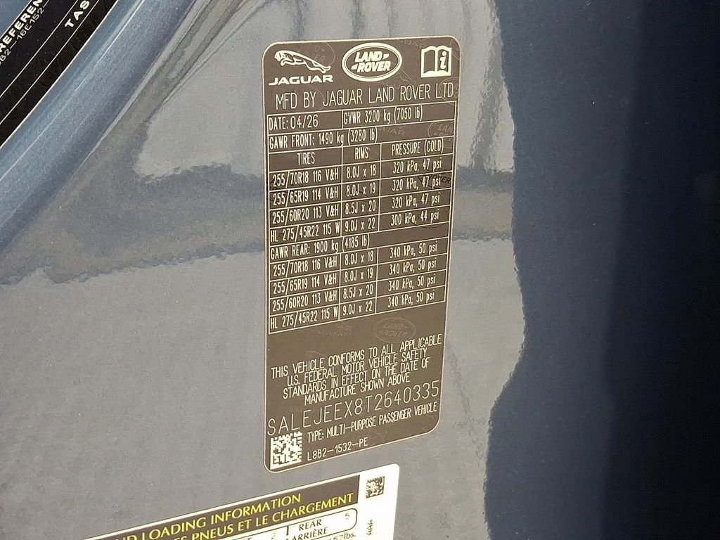 New 2026 Tasman Blue Metallic Land Rover S image 21