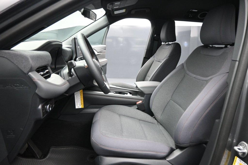 New 2027 Carbonized Gray Metallic Ford Active image 9