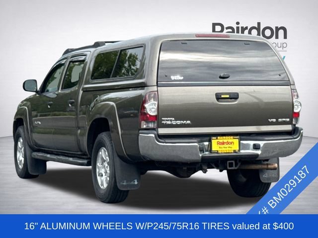Used 2011 Pyrite Mica Toyota SR5 image 4