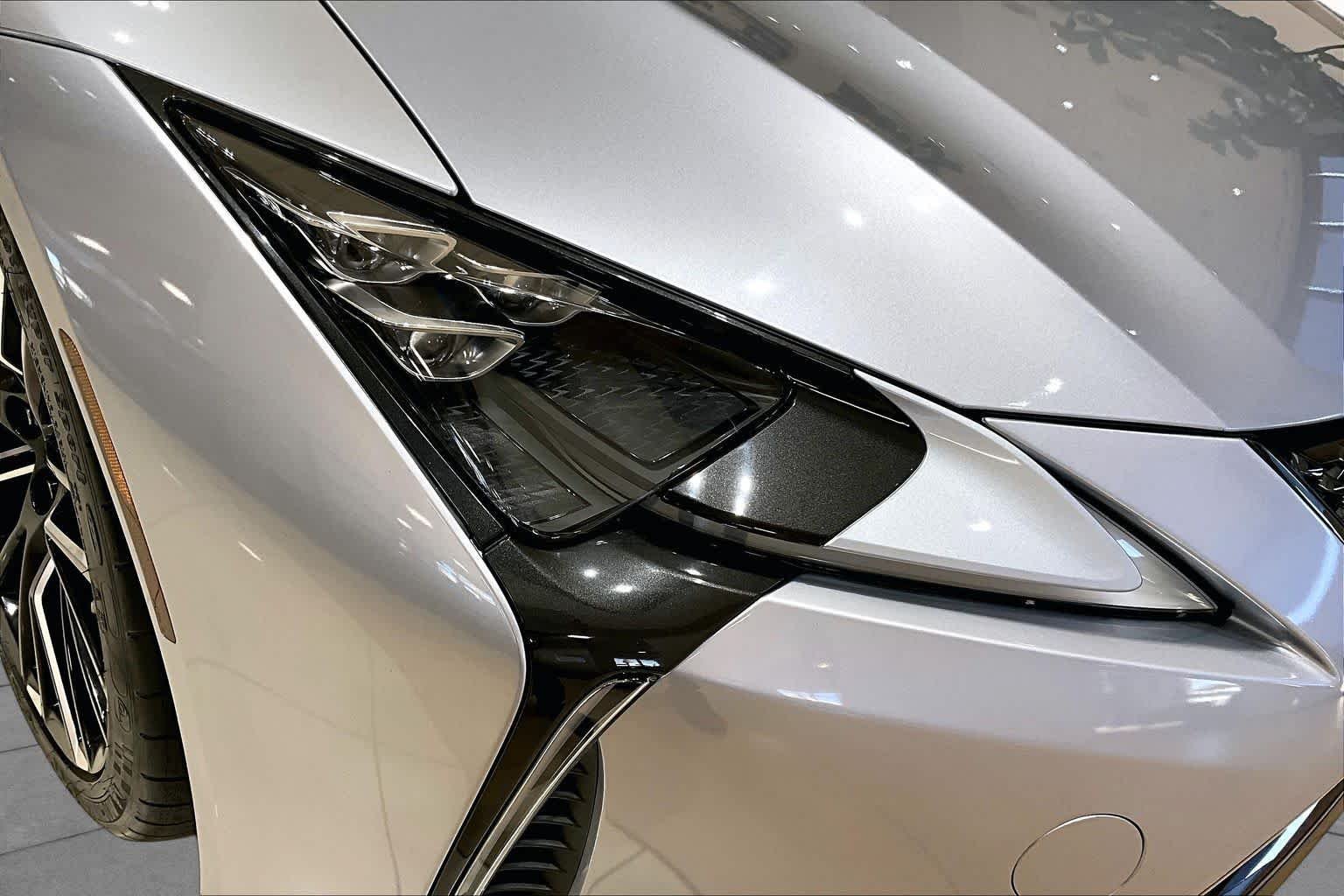 Certified Used 2022 IRIDIUM Lexus  image 26