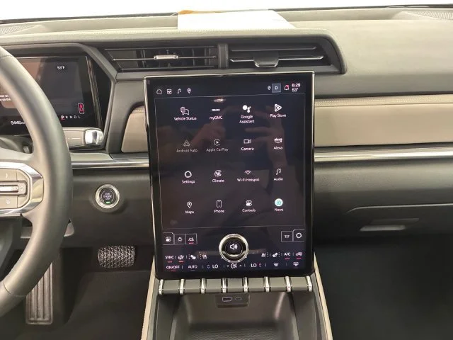 Certified Used 2025 Sterling Metallic GMC Elevation image 26