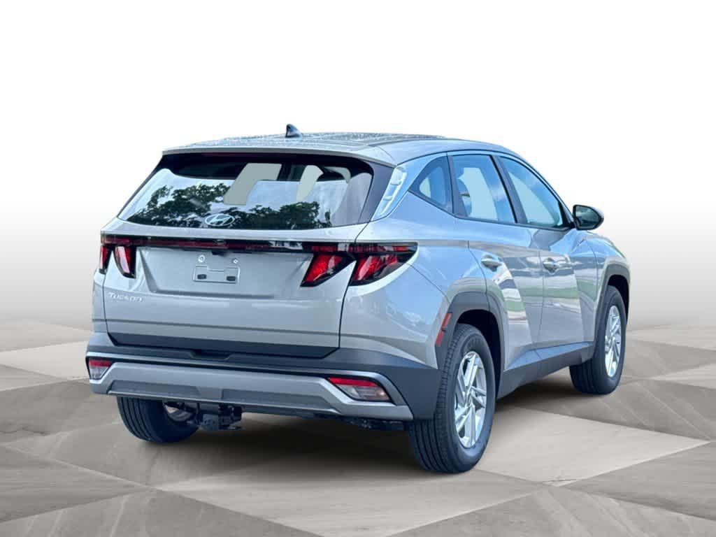 New 2026 Shimmering Silver Hyundai SE FWD image 8