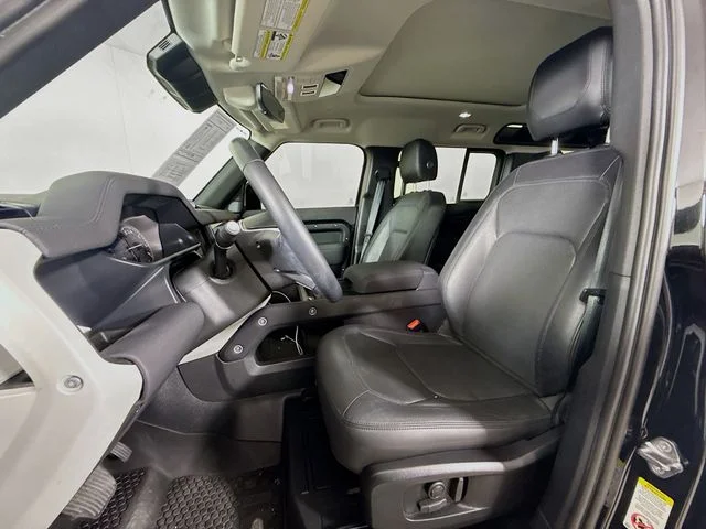 Certified Used 2023 Black Land Rover SE image 11