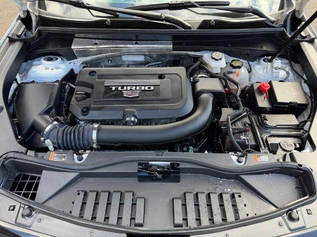 Used 2024 Crystal White Tricoat Cadillac Sport image 19
