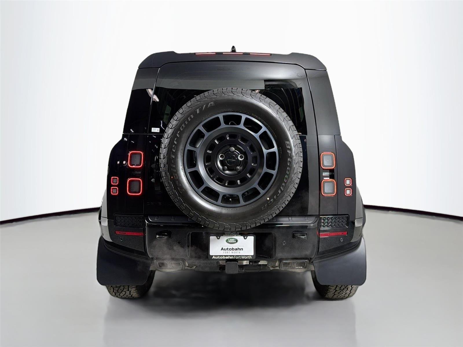 New 2026 Narvik Black LAND ROVER 110 OCTA V8 635PS image 6