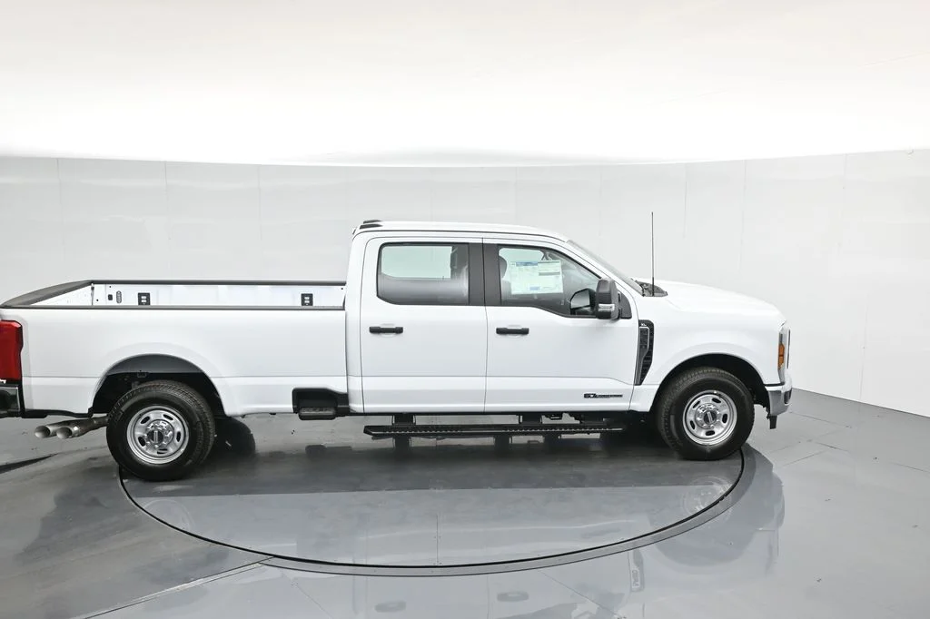 2026 Ford F-350 Super Duty XL - Photo 40