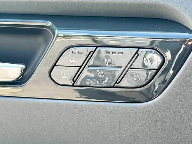 New 2026 Glacial White Pearl / Black Ro Kia GT-Line AWD image 21