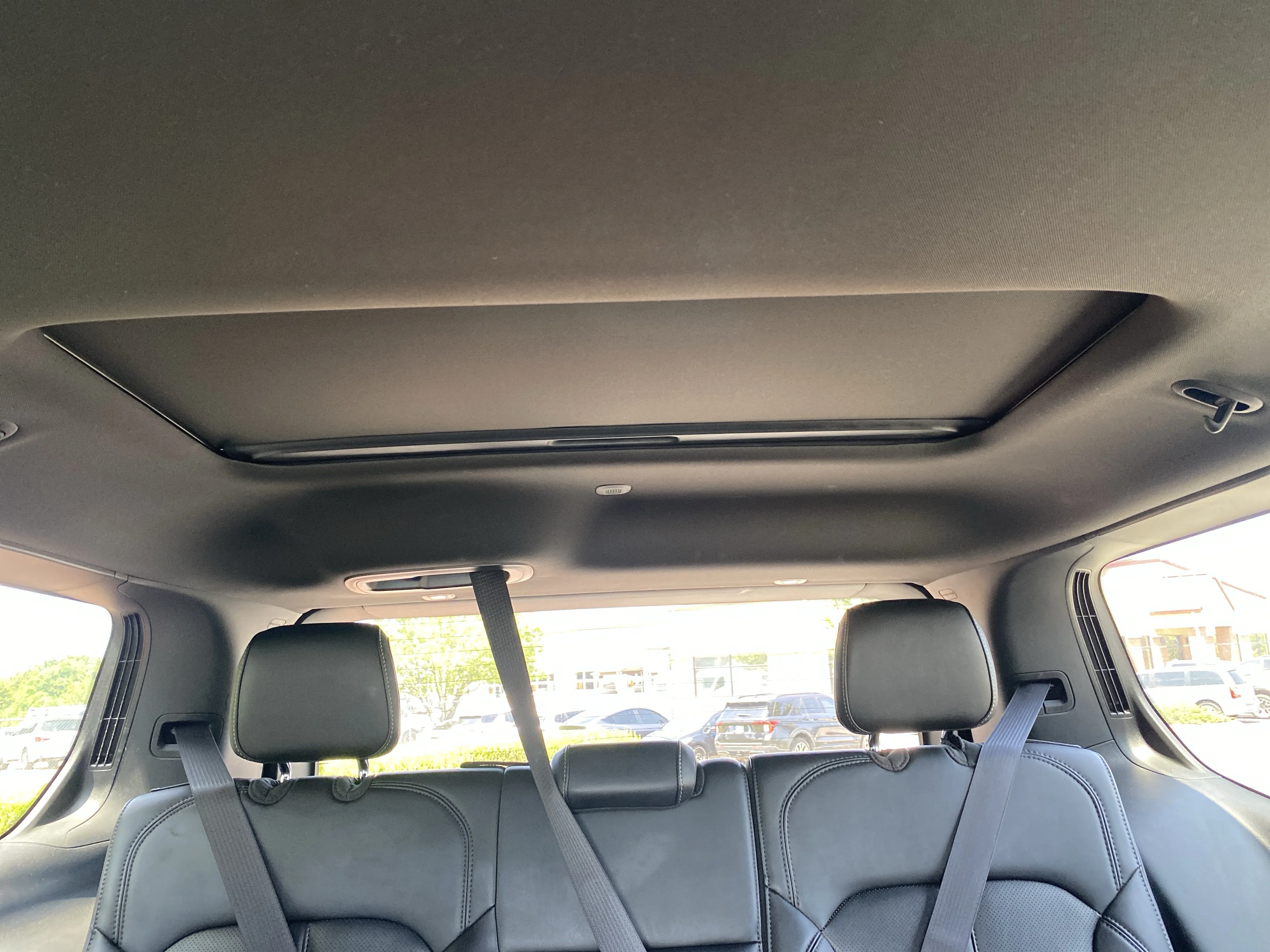 Used 2023 Diamond Black Crystal Pearlcoat Jeep Series III image 52