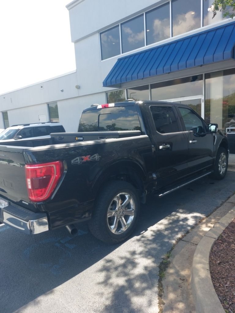 Used 2021 Black Ford XLT image 7