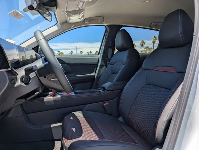 New 2026 Aspen White TriCoat / Super Black Two-tone Nissan SR image 6