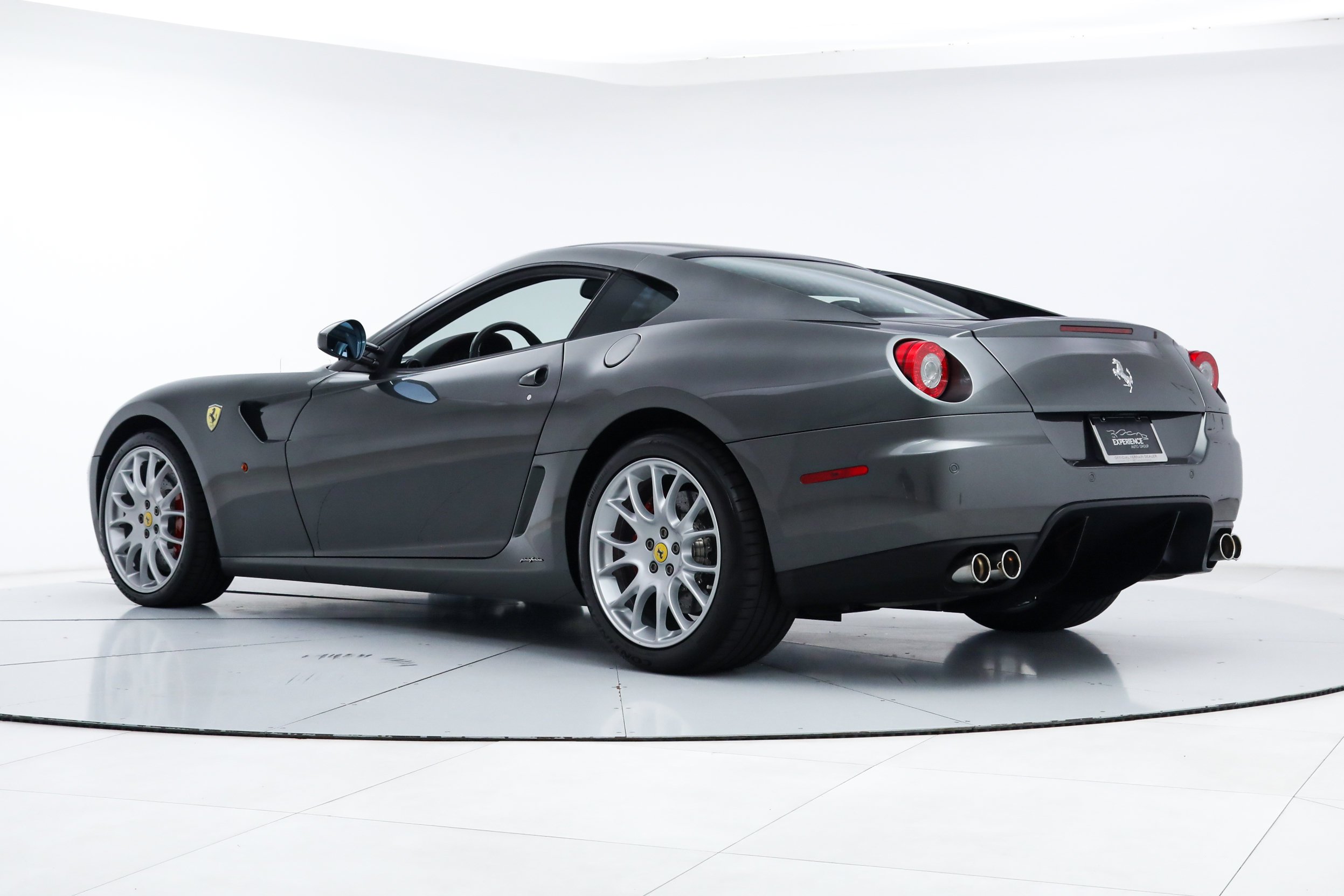 Used 2009 Gray Ferrari  image 7