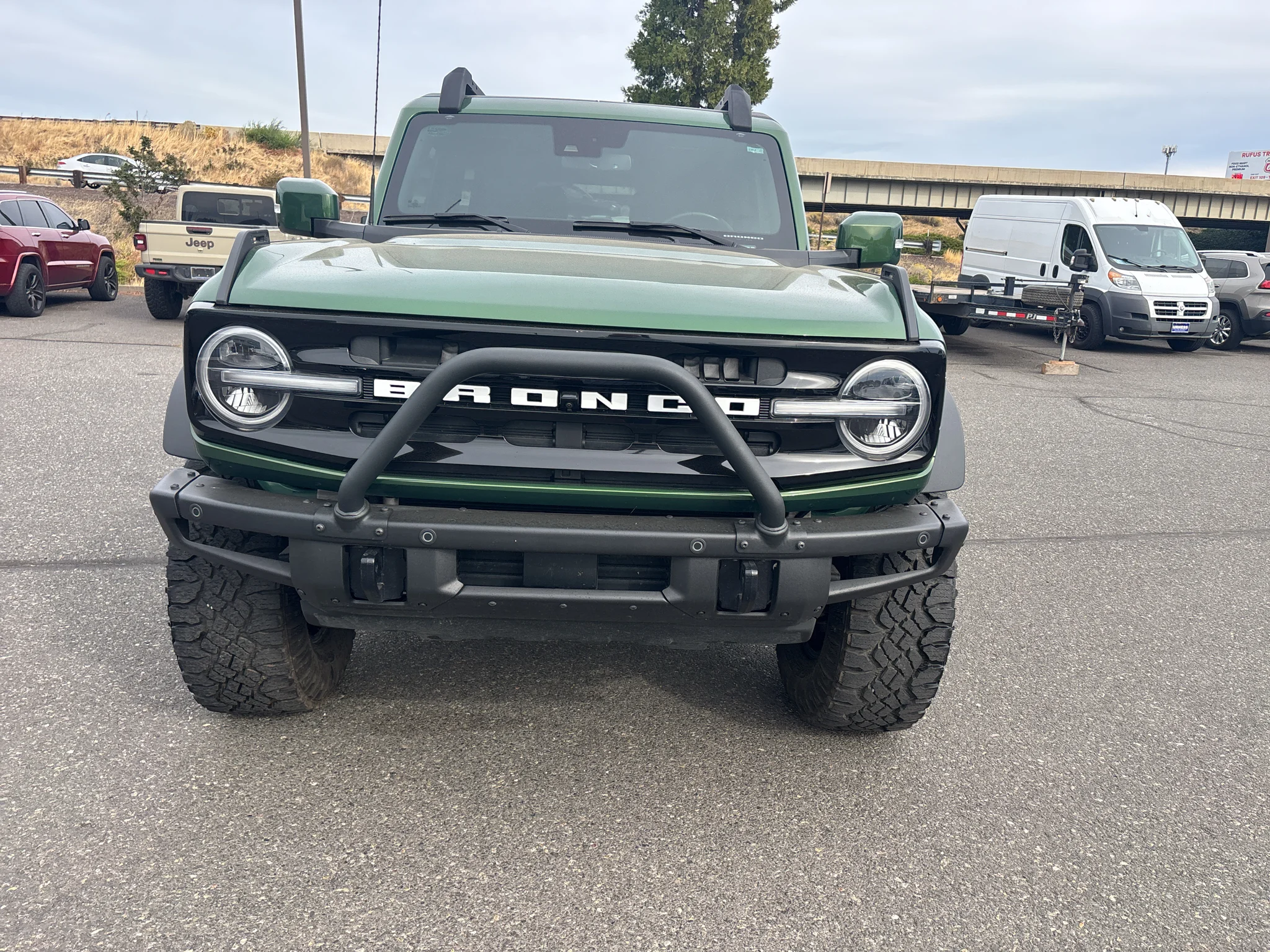Used 2023 ERUPTION GREEN METALLIC Ford Outer Banks image 3
