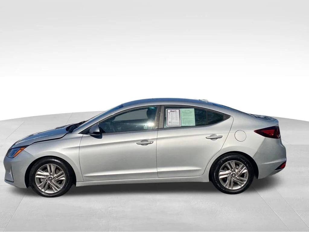 Used 2019 Silver Hyundai SEL image 24