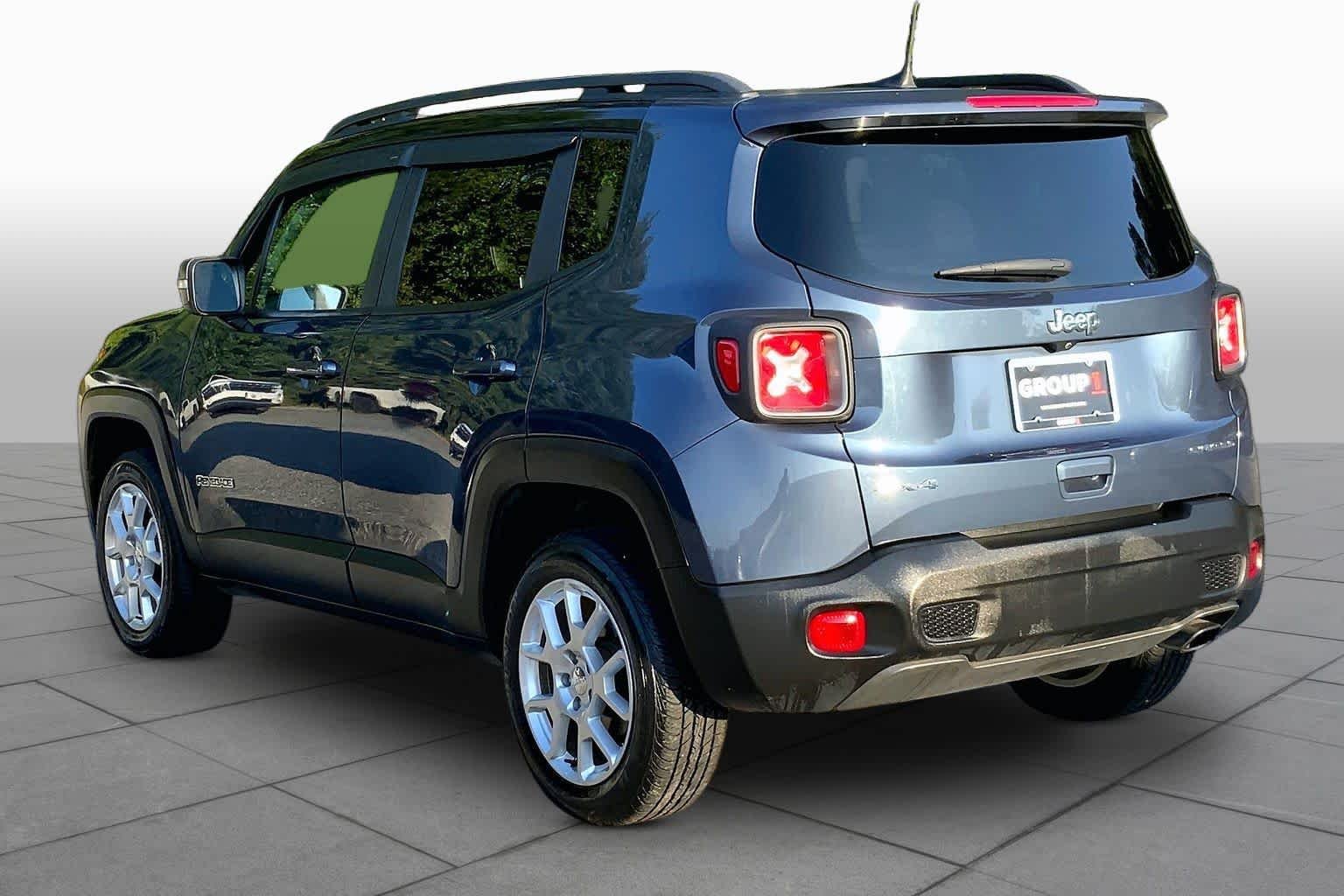 Used 2021 Slate Blue Pearlcoat Jeep Limited image 11